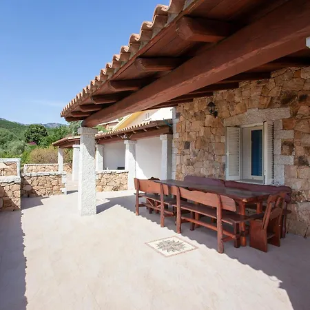 Apartment Immerso Nel San Teodoro (Sardinia)
