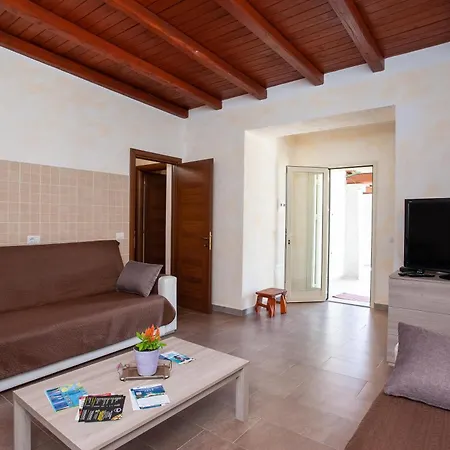 Apartment Immerso Nel San Teodoro (Sardinia)